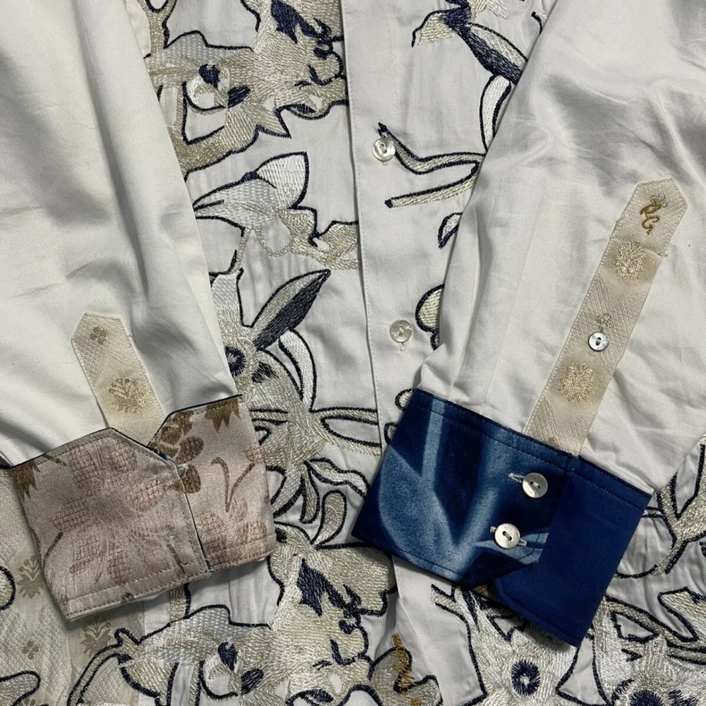 Robert Graham - Picture 9 of 10